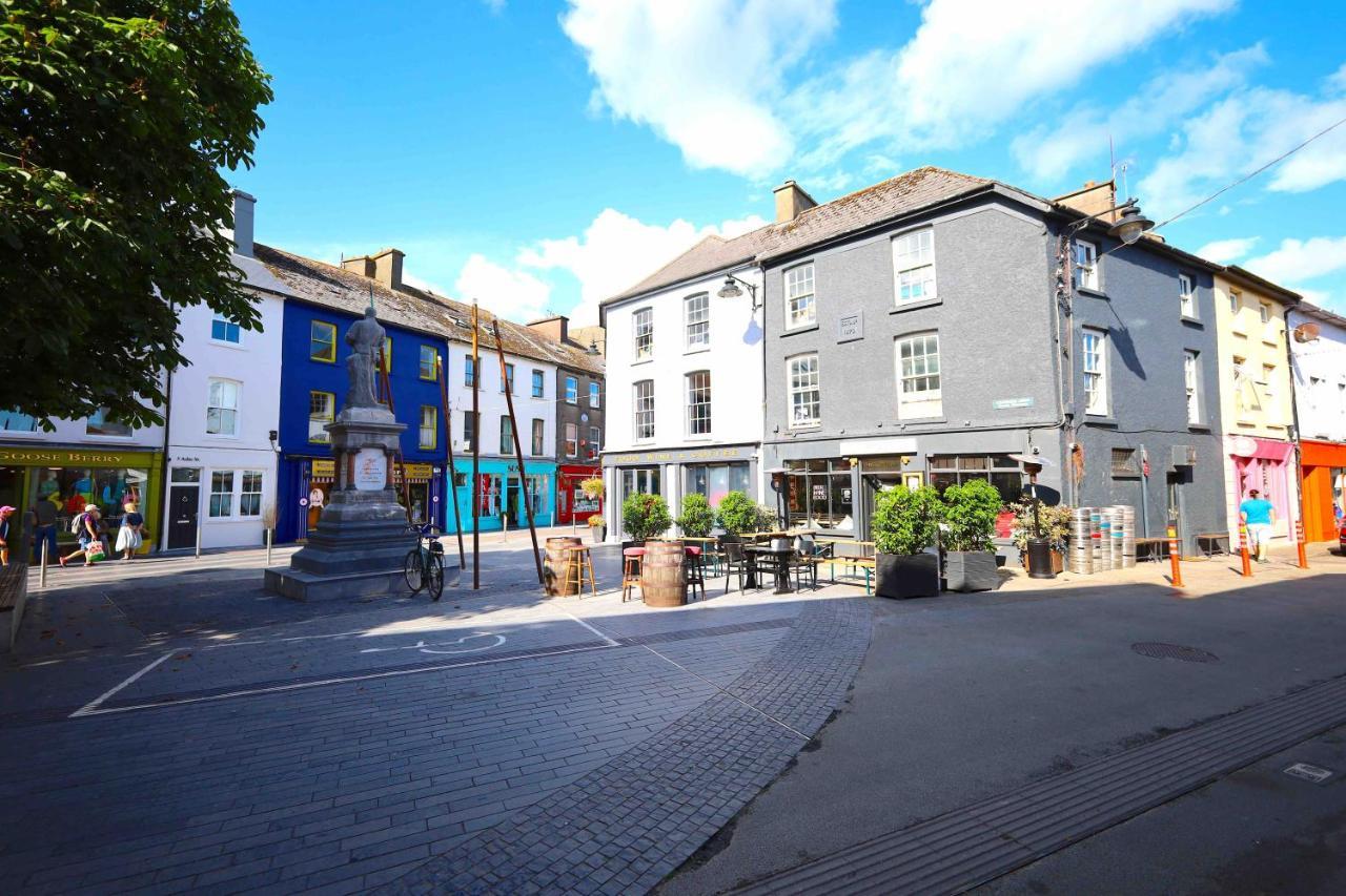 Long Quay Apartments, Clonakilty Εξωτερικό φωτογραφία